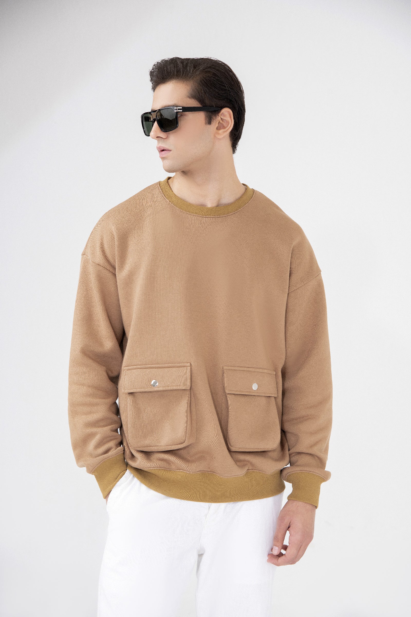 Camel sweat with Pockets