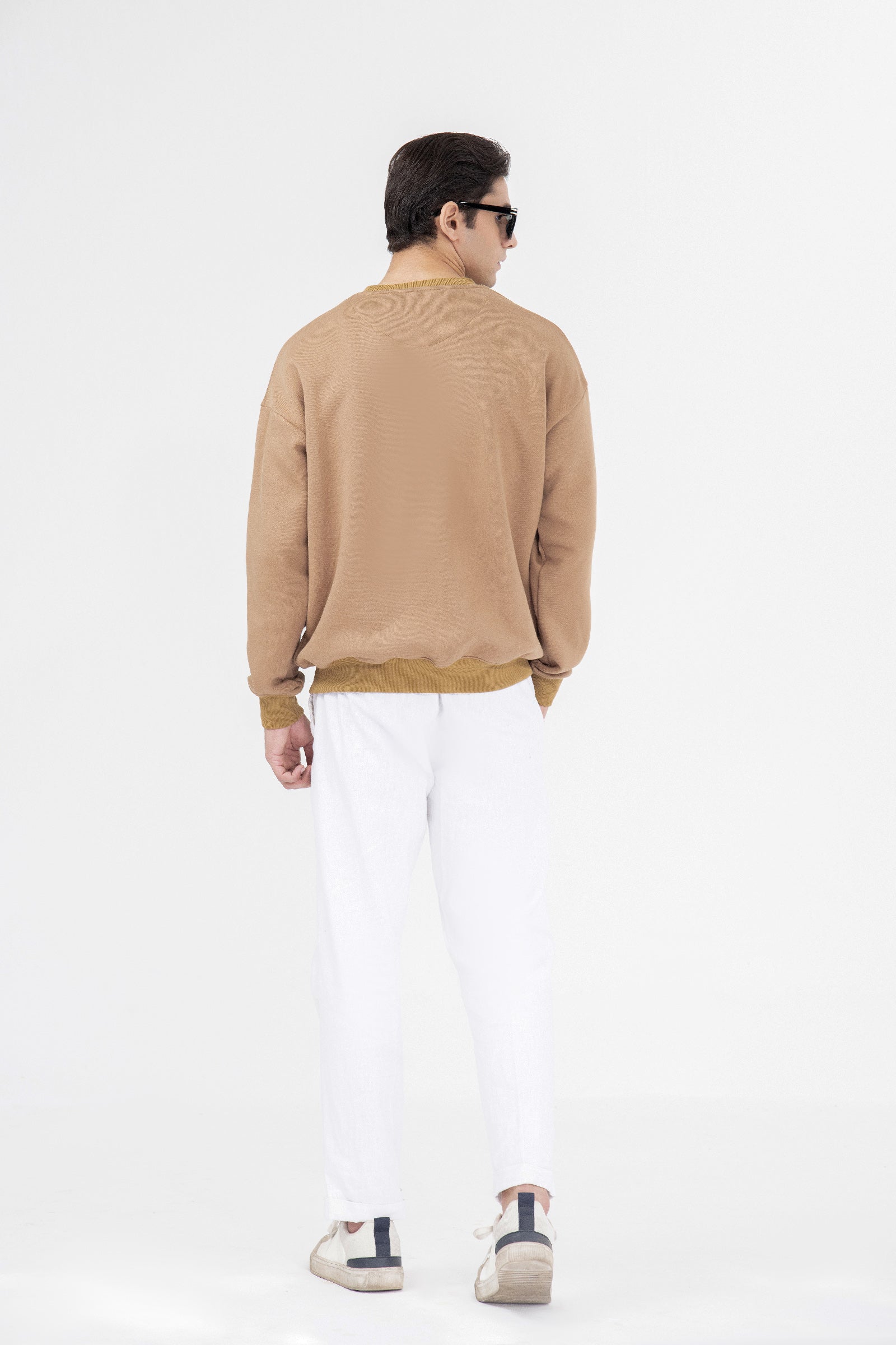 Camel sweat with Pockets