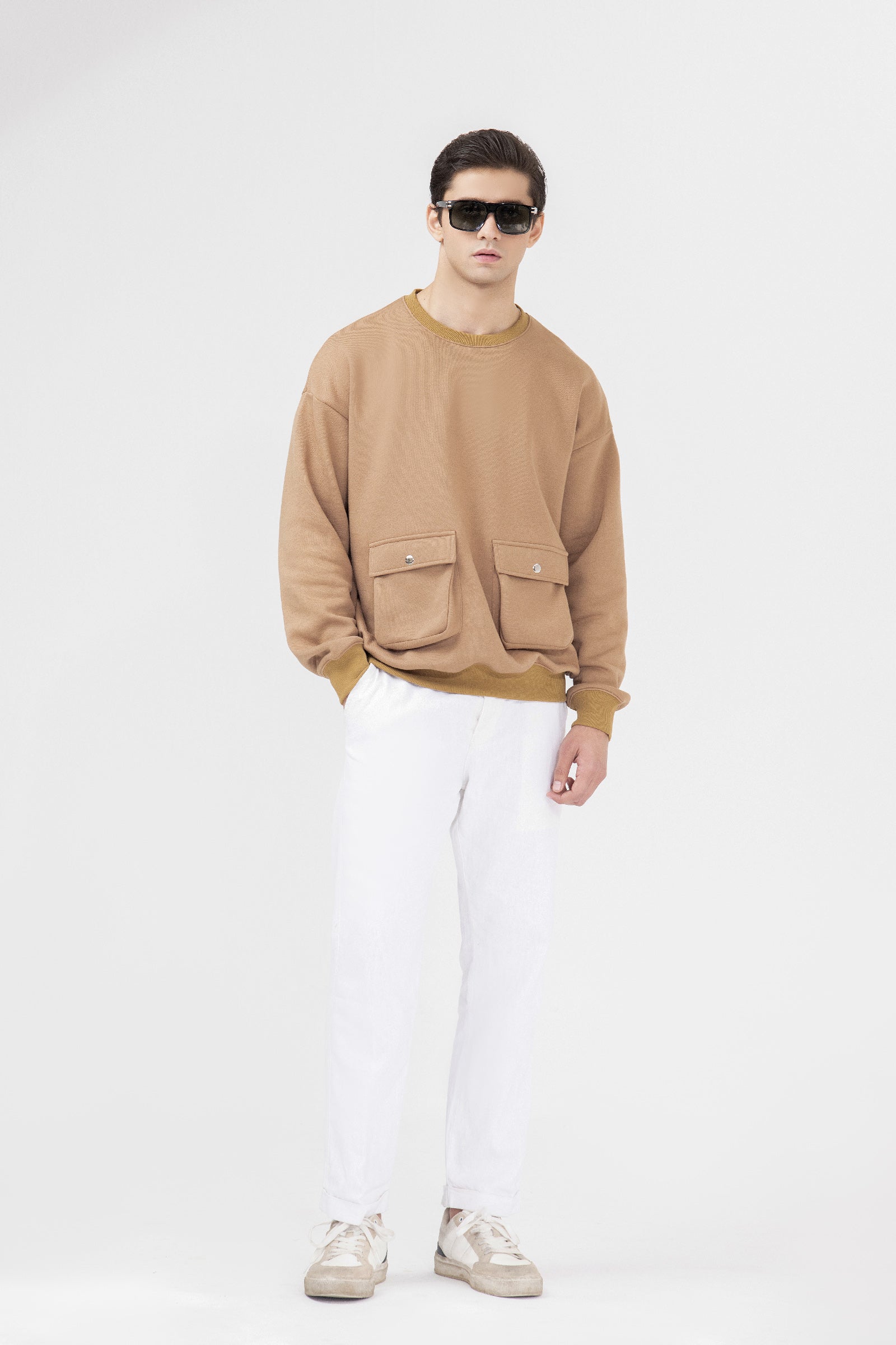 Camel sweat with Pockets